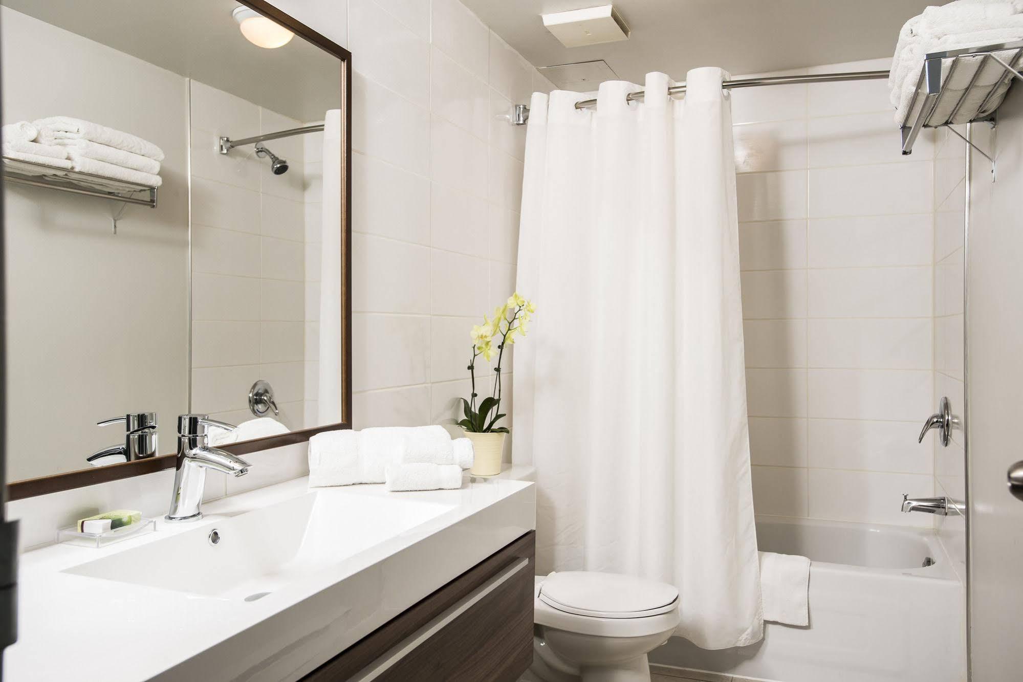Hotel Albert Par G5 Rouyn-Noranda Esterno foto